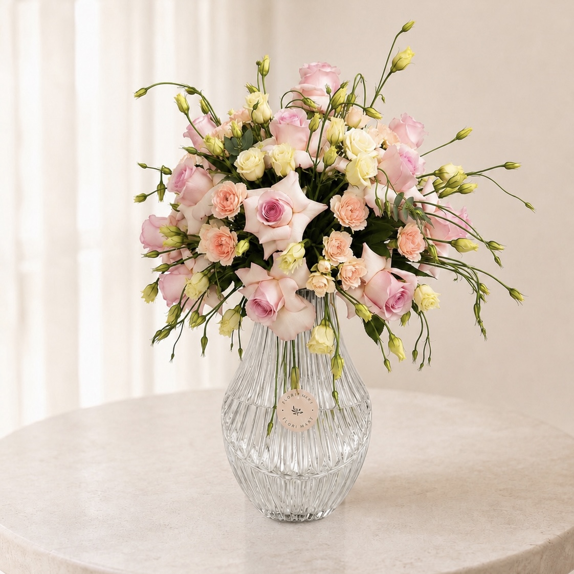 Pink & Peach Roses in Luxury Glass Vase – Elegant Floral Arrangement