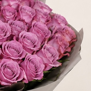 Luxury Large Lilac Rose Bouquet | 50 Premium Lilac Roses 4