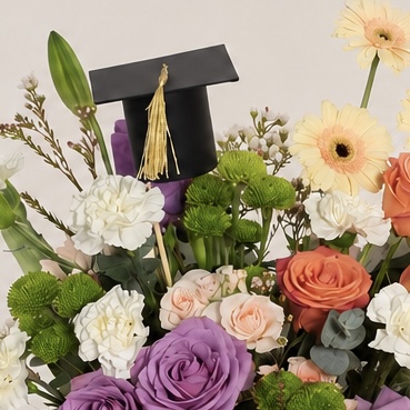 Luxury Graduation Flowers in Black Vase – Purple & Orange Roses 4