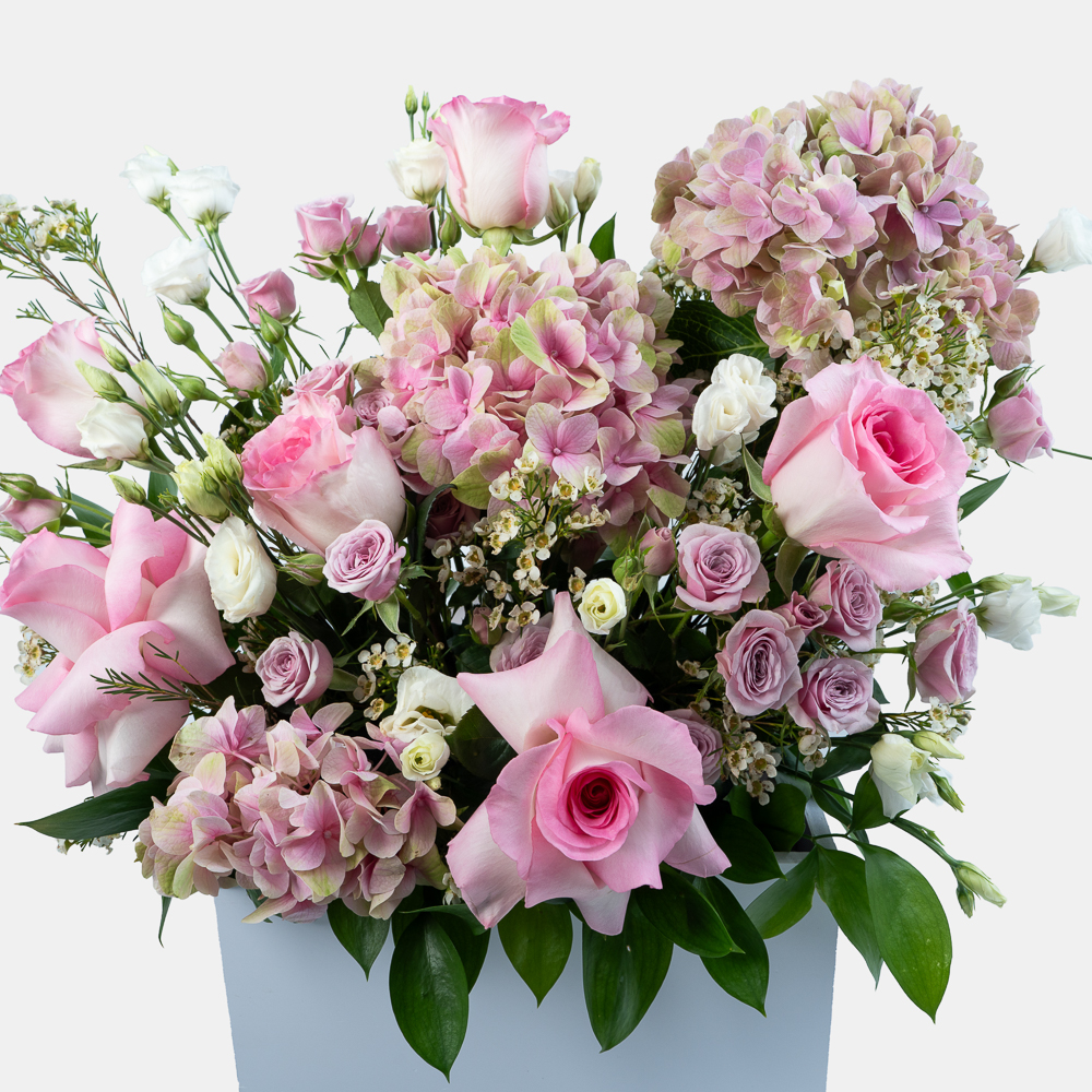 Luxury Pink Floral Arrangement | Roses, Hydrangeas & Lisianthus 2