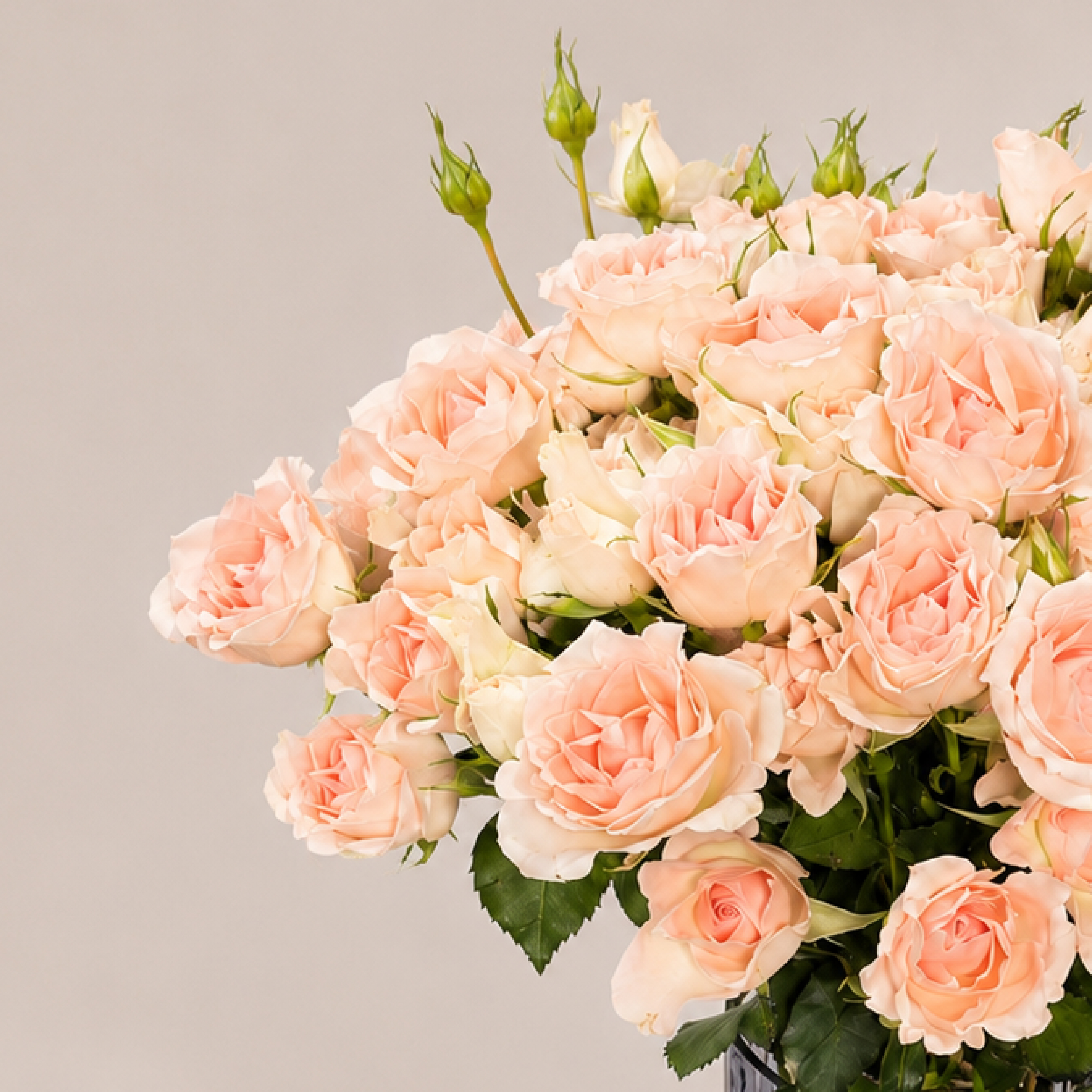 Luxury Peach Spray Rose Arrangement | Fresh Spray Roses in Elegant Glass Vase | Flori Mart Qatar 3