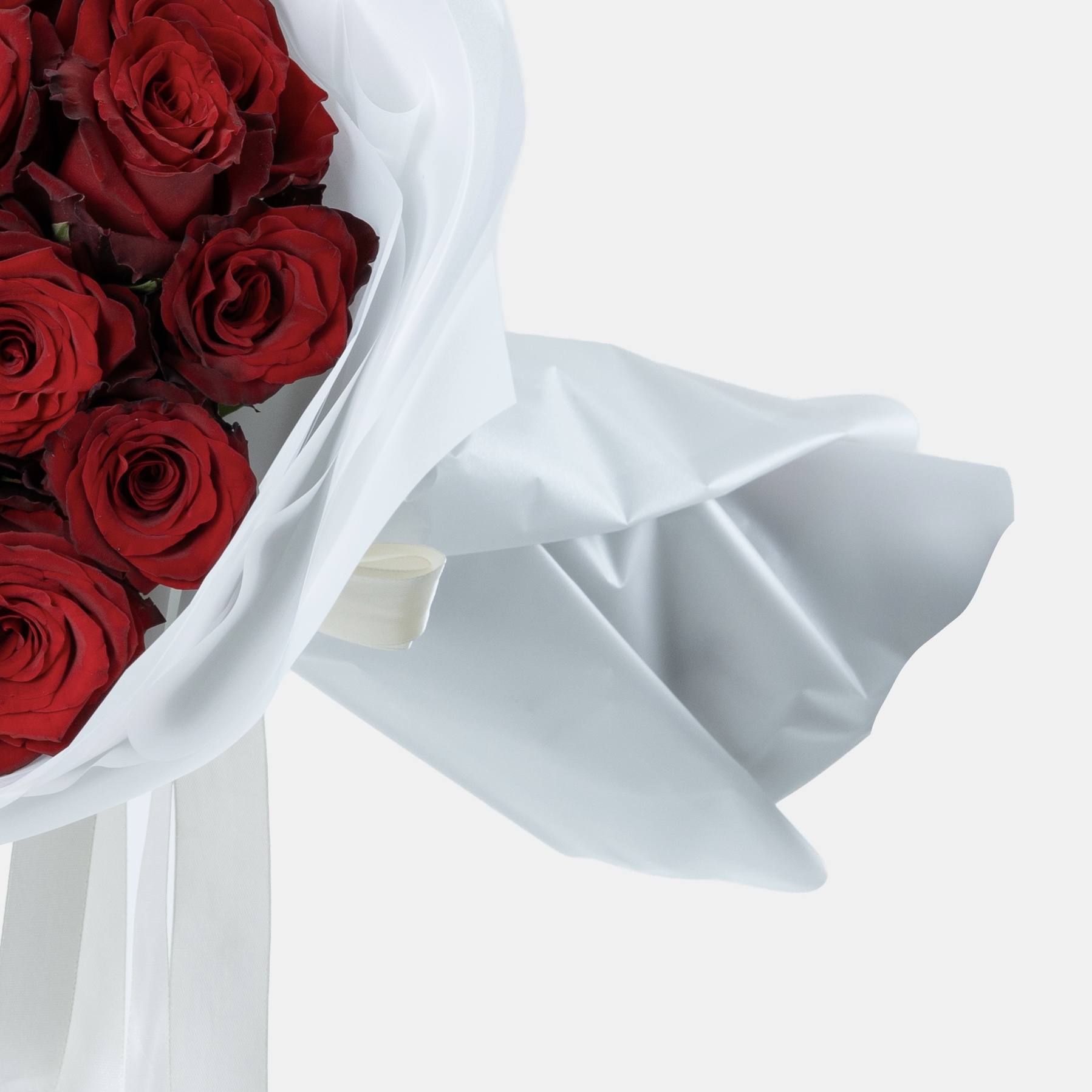 Luxury Red Rose Bouquet | Premium Fresh Red Roses | Flori Mart Qatar 2