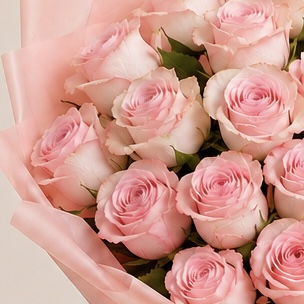 Premium Pink Rose Bouquet | Luxury Pink Roses Wrapped Bouquet | Flori Mart Qatar 4