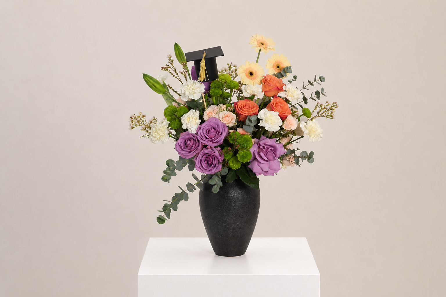 Luxury Graduation Flower Arrangement – Premium Graduation Gift Vase 2