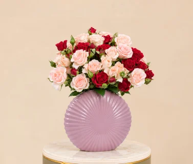 Red & Light Pink Roses in Pink Vase 1
