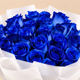 Blue Rose Bouquet with White Wrap | 50 Roses 3