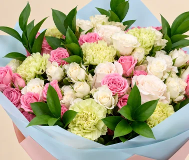 Pink & White Rose Bouquet with Green Carnations 4